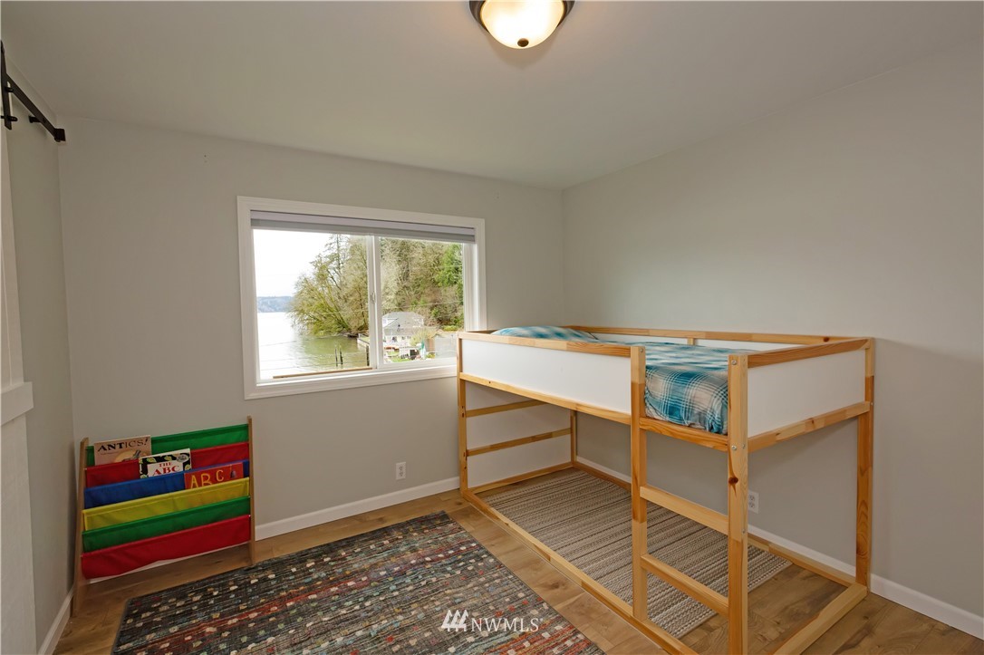 8971 Southeast Fragaria Road Port Orchard, WA 98367 - Photo 16 of 39 Gallery Image 16