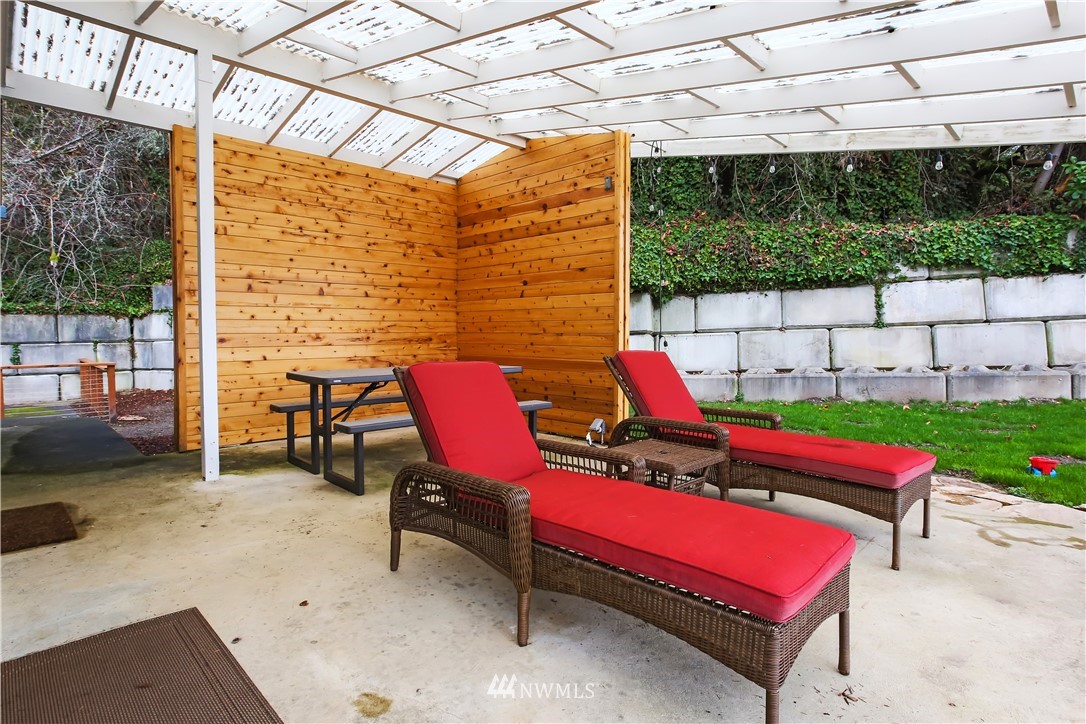 8971 Southeast Fragaria Road Port Orchard, WA 98367 - Photo 20 of 39 Gallery Image 20