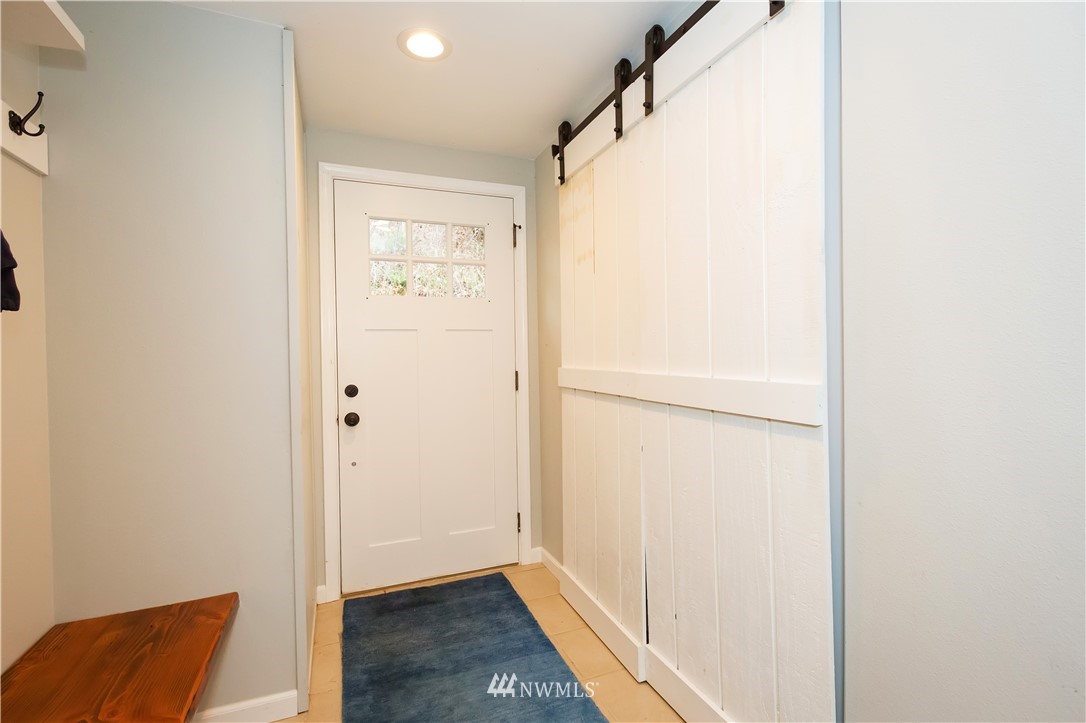 8971 Southeast Fragaria Road Port Orchard, WA 98367 - Photo 3 of 39 Gallery Image 3
