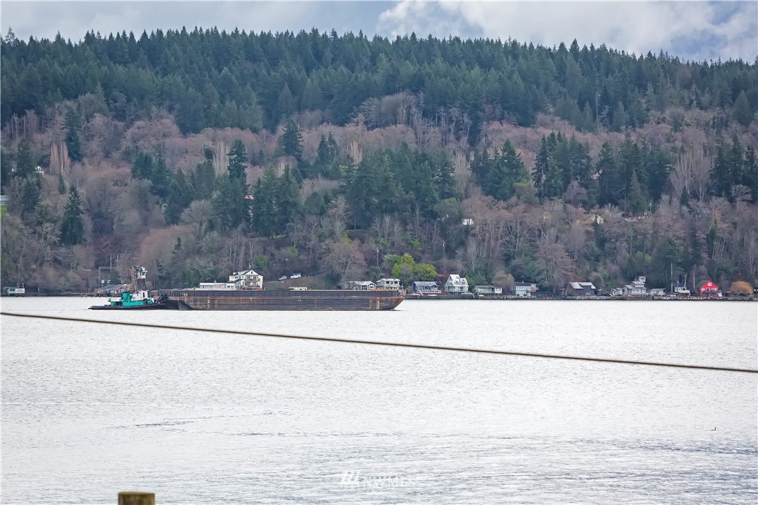 8971 Southeast Fragaria Road Port Orchard, WA 98367 - Photo 24 of 39 Gallery Image 24