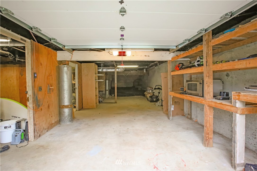 8971 Southeast Fragaria Road Port Orchard, WA 98367 - Photo 34 of 39 Gallery Image 34