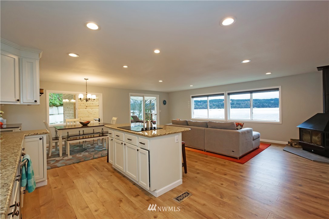 8971 Southeast Fragaria Road Port Orchard, WA 98367 - Photo 5 of 39 Gallery Image 5