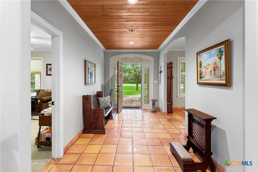 801 Treasure Oaks Road Inez, TX 77968 - Photo 14 of 48