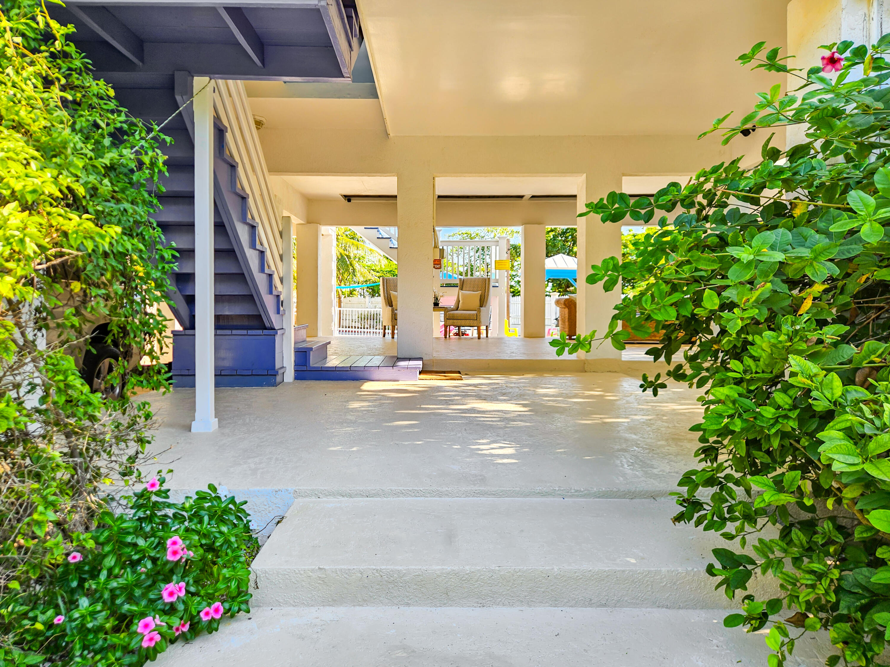 125 Colson Drive Cudjoe, FL 33042 - Photo 35 of 69 Covered Seating (6)