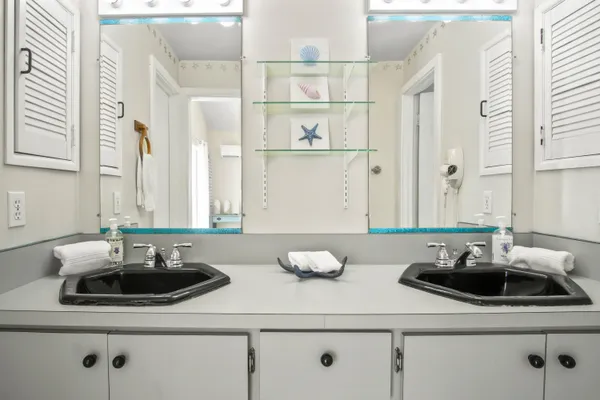 $2,195,000 | 125 Colson Drive, Cudjoe, FL 33042