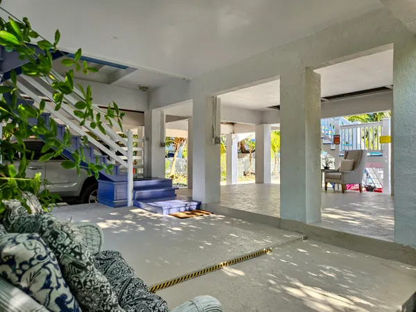 $2,195,000 | 125 Colson Drive, Cudjoe, FL 33042