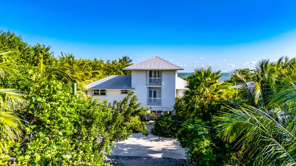 $2,195,000 | 125 Colson Drive, Cudjoe, FL 33042