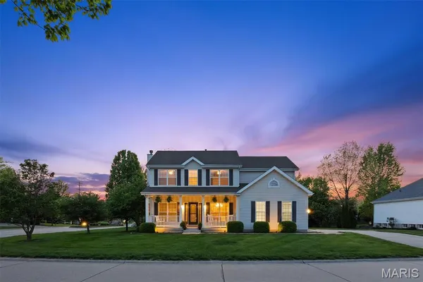 $395,000 | 2201 Birmingham Drive, Shiloh, IL 62269