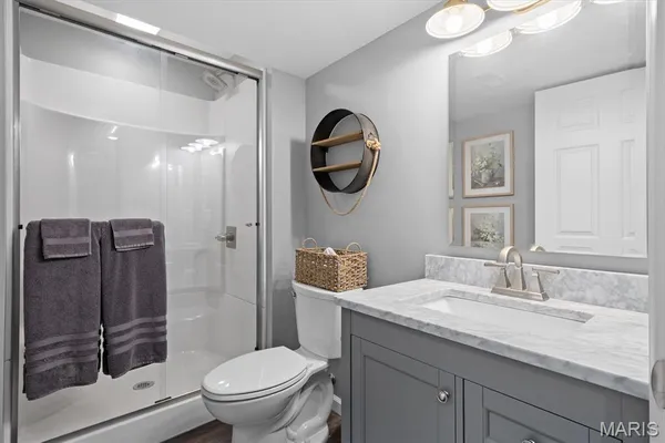 $395,000 | 2201 Birmingham Drive, Shiloh, IL 62269