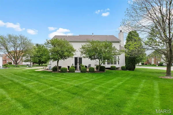 $395,000 | 2201 Birmingham Drive, Shiloh, IL 62269