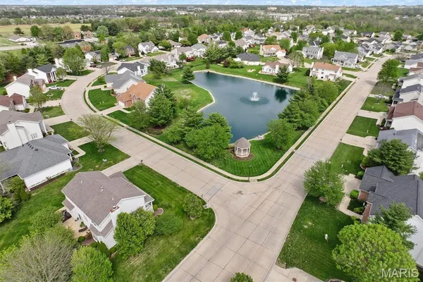 $395,000 | 2201 Birmingham Drive, Shiloh, IL 62269