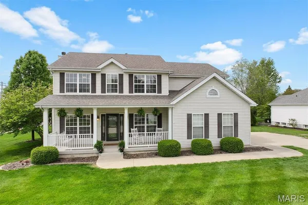 $395,000 | 2201 Birmingham Drive, Shiloh, IL 62269