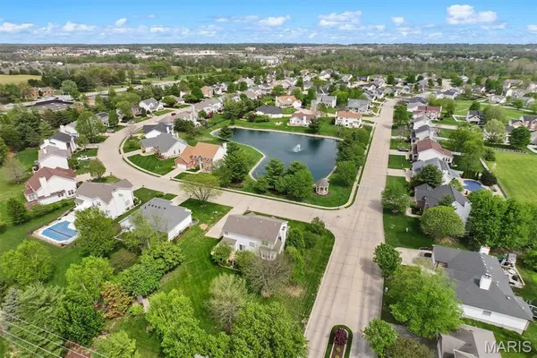 $395,000 | 2201 Birmingham Drive, Shiloh, IL 62269
