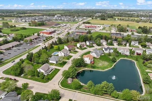 $395,000 | 2201 Birmingham Drive, Shiloh, IL 62269