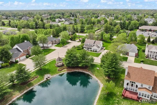 $395,000 | 2201 Birmingham Drive, Shiloh, IL 62269