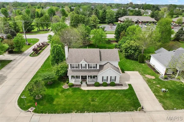 $395,000 | 2201 Birmingham Drive, Shiloh, IL 62269