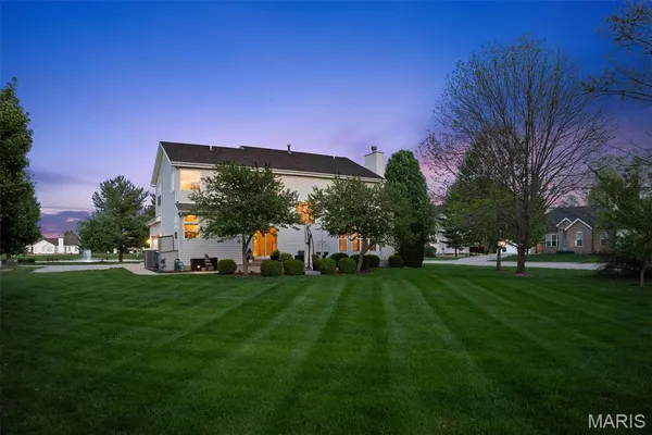$395,000 | 2201 Birmingham Drive, Shiloh, IL 62269
