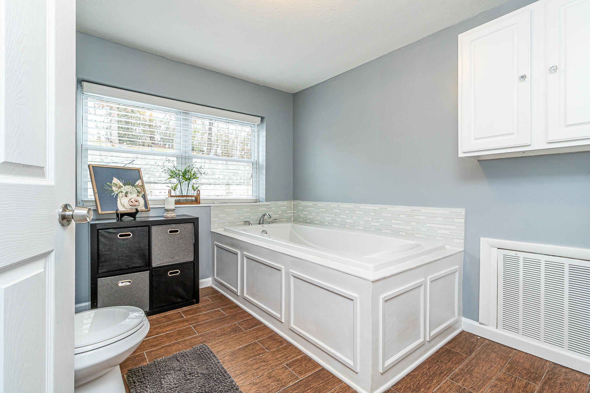 1428 Roberson Spring Road Loudon, TN 37774 - Photo 14 of 38 Master Bathroom