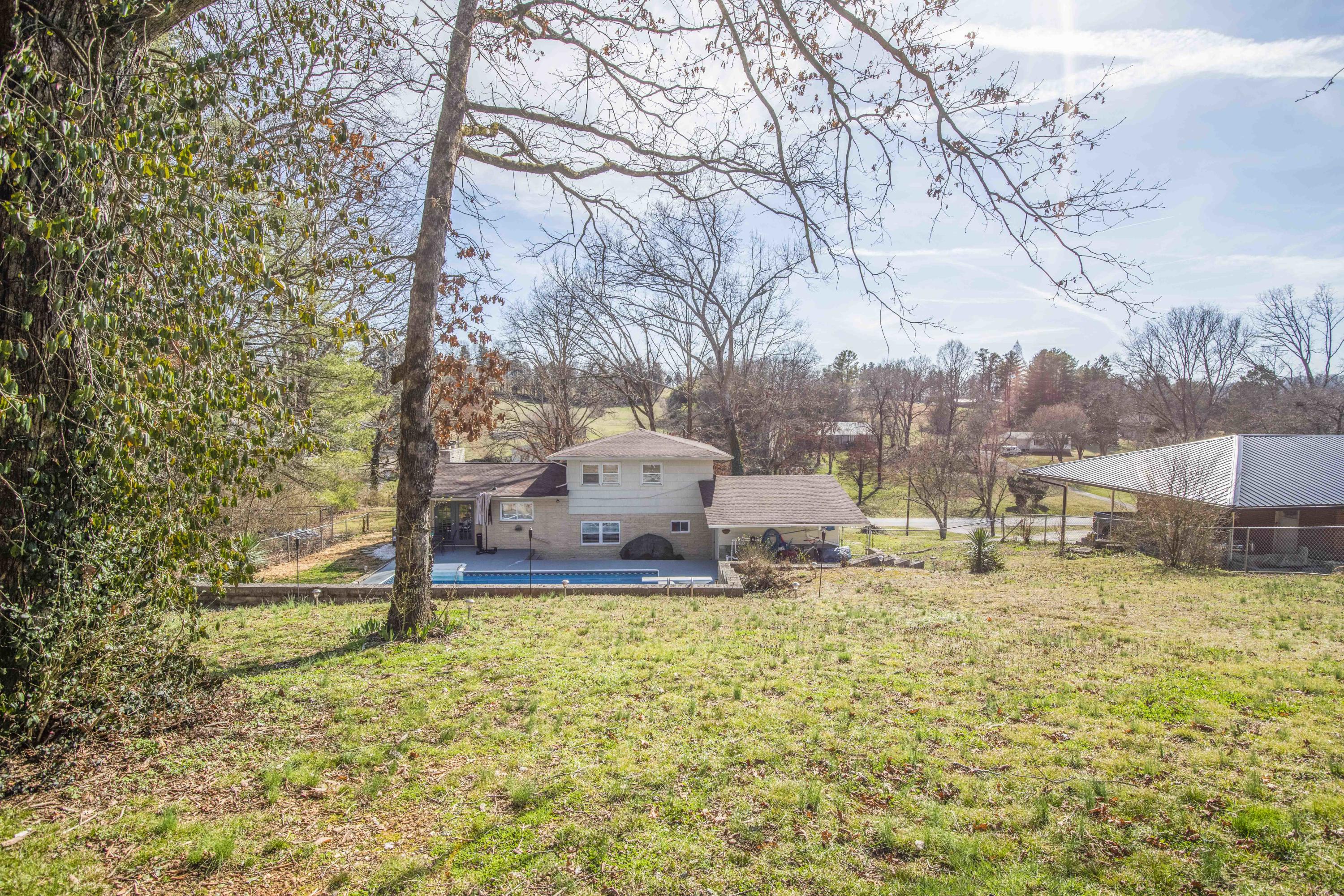 1428 Roberson Spring Road Loudon, TN 37774 - Photo 31 of 38 Back view