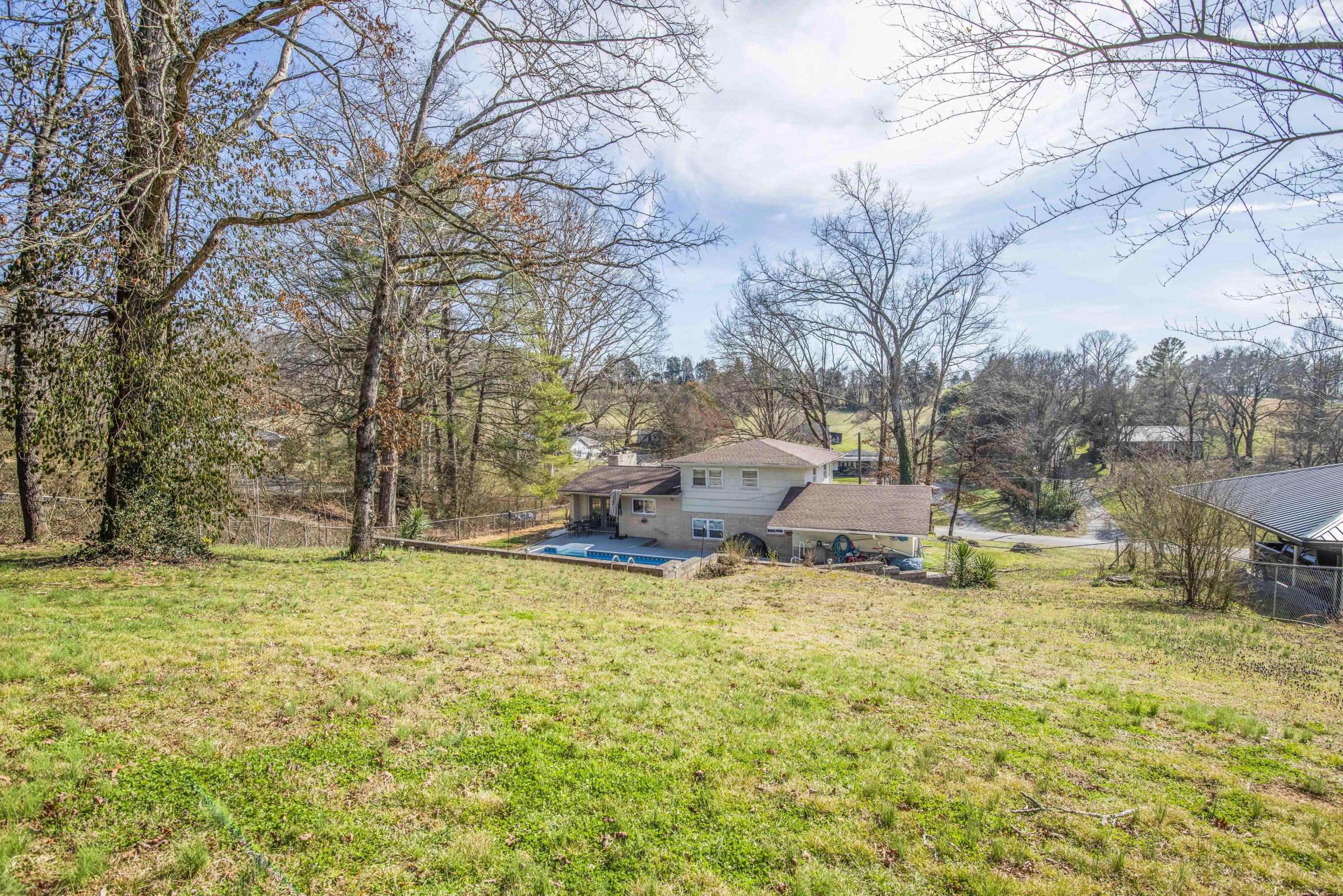 1428 Roberson Spring Road Loudon, TN 37774 - Photo 33 of 38 Back yard