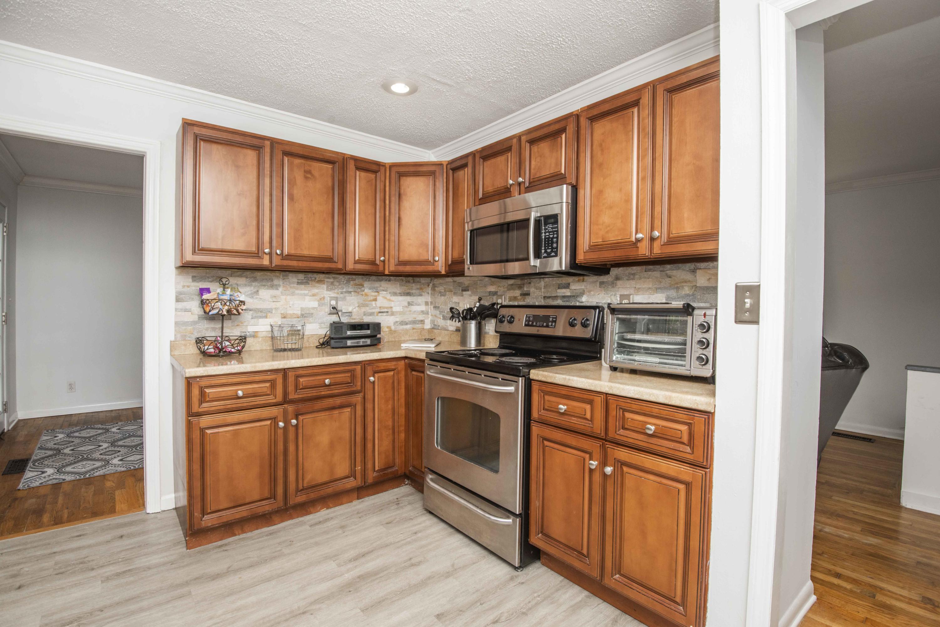 1428 Roberson Spring Road Loudon, TN 37774 - Photo 6 of 38 Kitchen