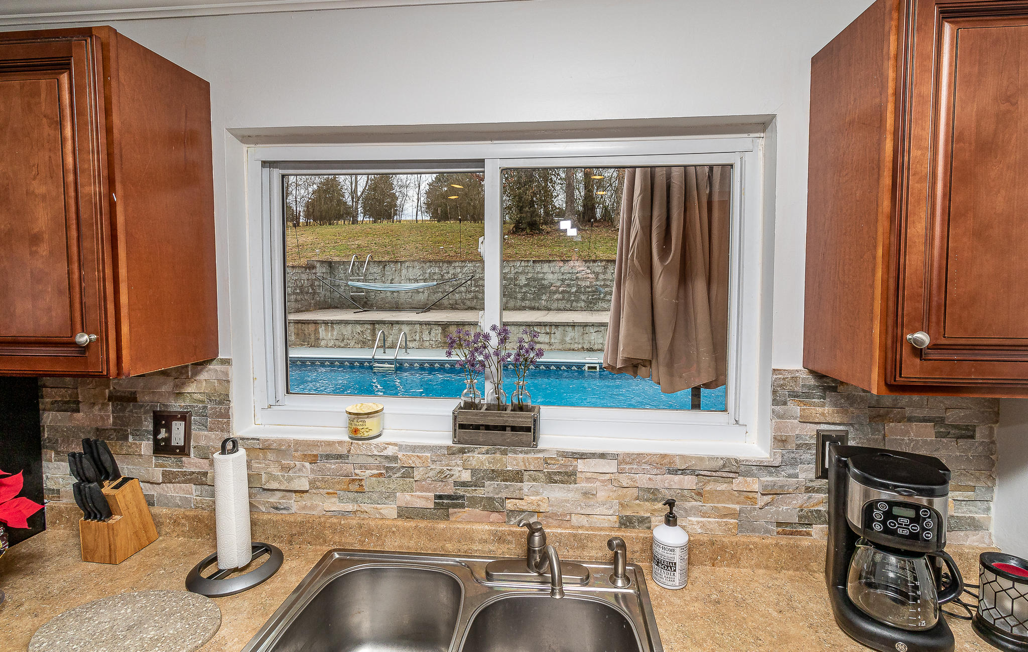 1428 Roberson Spring Road Loudon, TN 37774 - Photo 8 of 38 Kitchen window