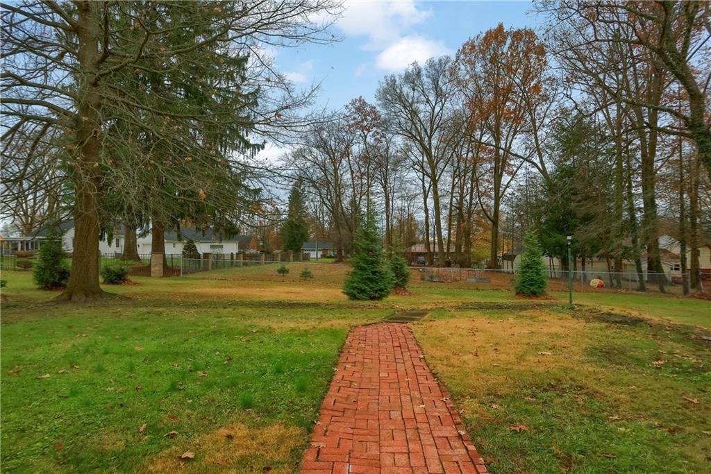 212 Tulagi Way New Castle, PA 16105 - Photo 26 of 30