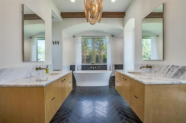 $895,000 | 1706 Peavy Road, Dallas, TX 75228