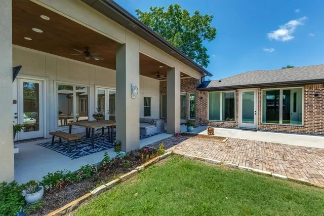 $895,000 | 1706 Peavy Road, Dallas, TX 75228