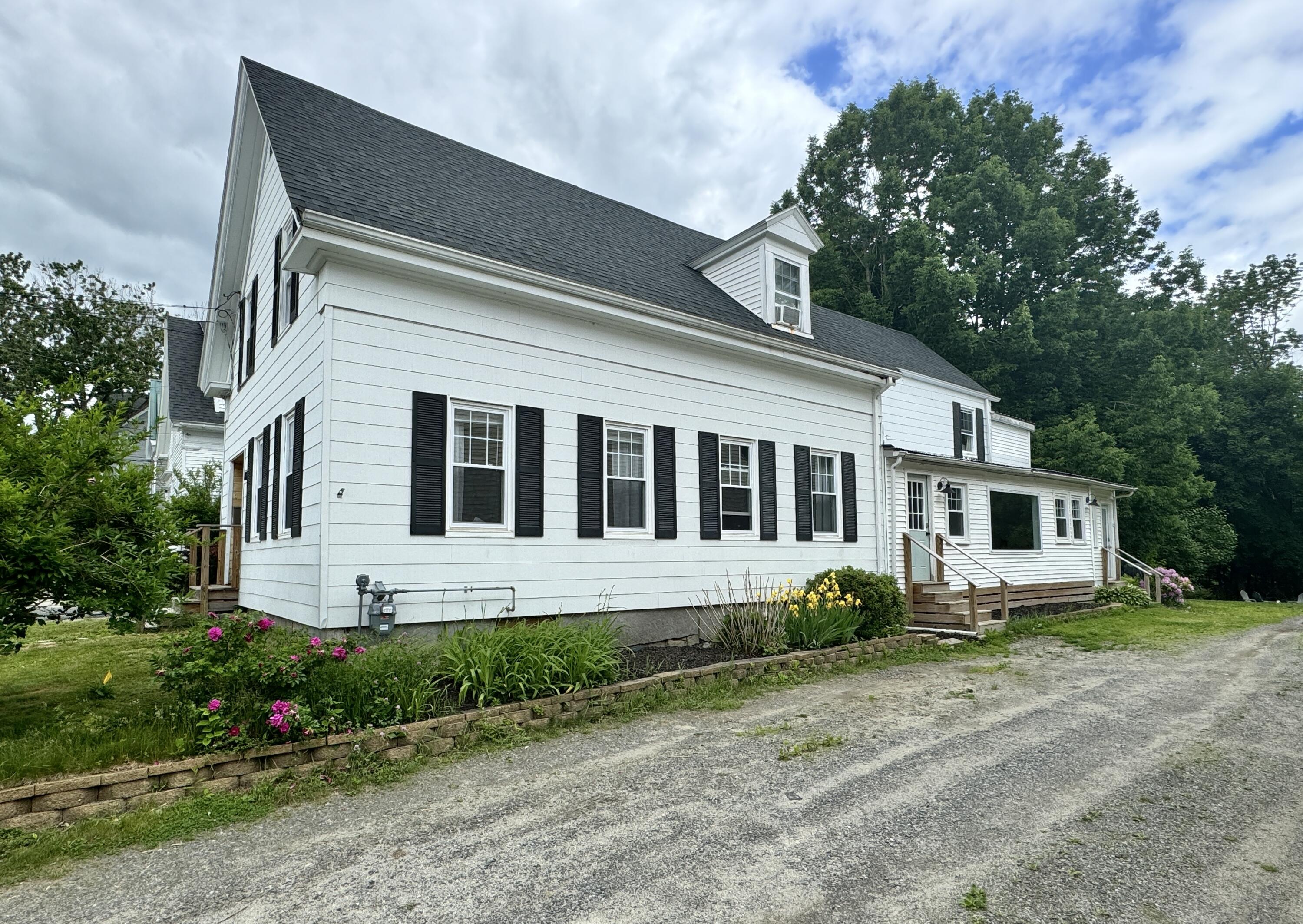 137 Spring Street Gardiner, ME 04345 - Photo 31 of 33 .