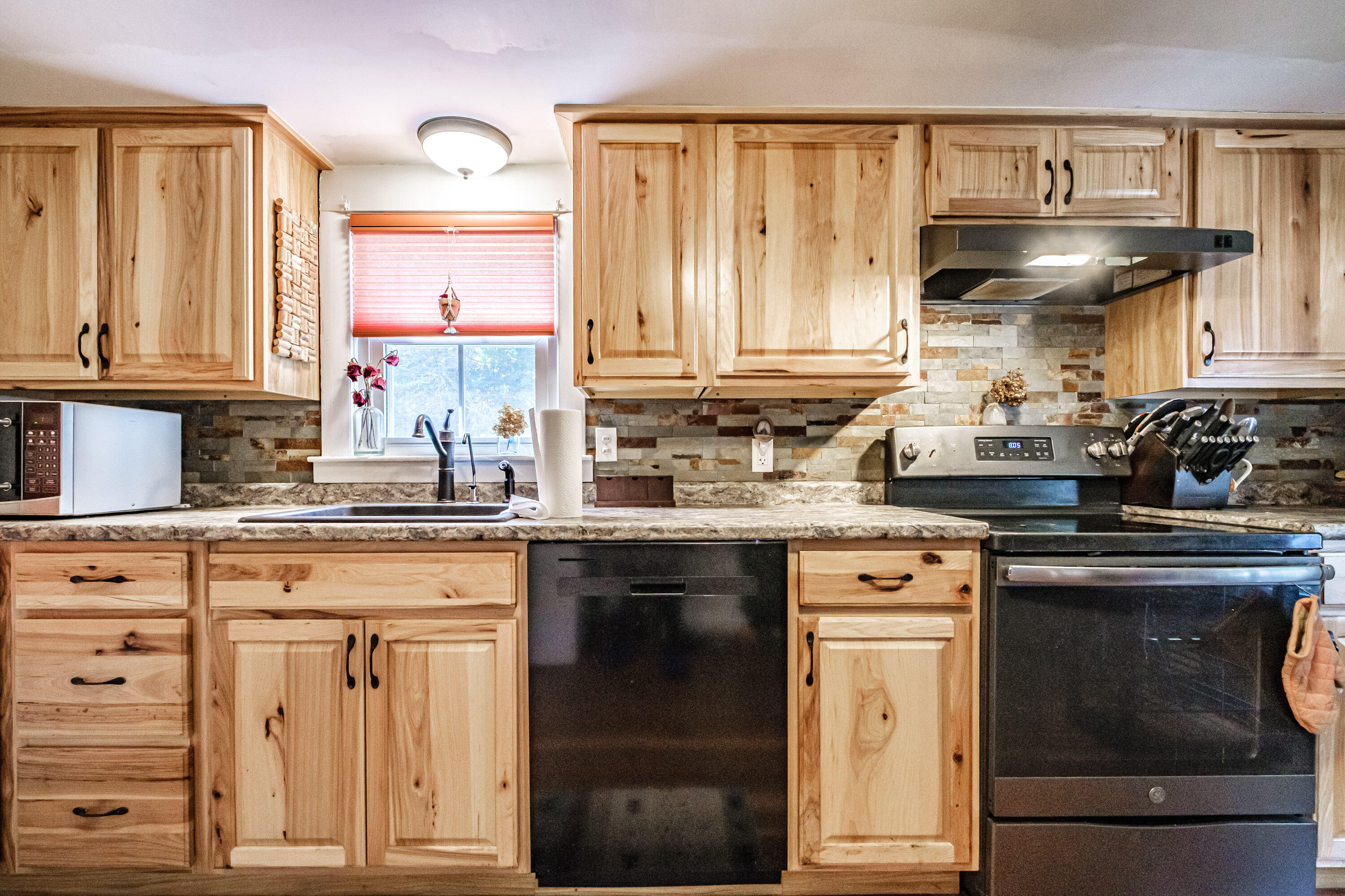 7 Preston Drive Cumberland, ME 04021 - Photo 13 of 70 20250703gp-61017