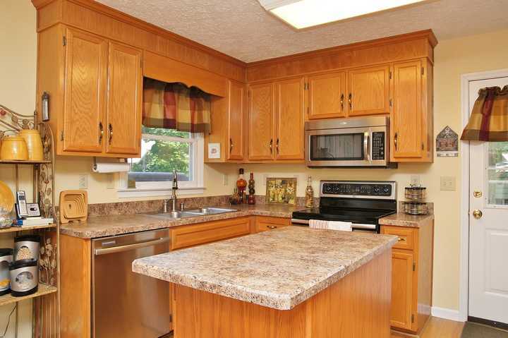 520 Red Valley Road Boones Mill, VA 24065 - Photo 8 of 27 Kitchen