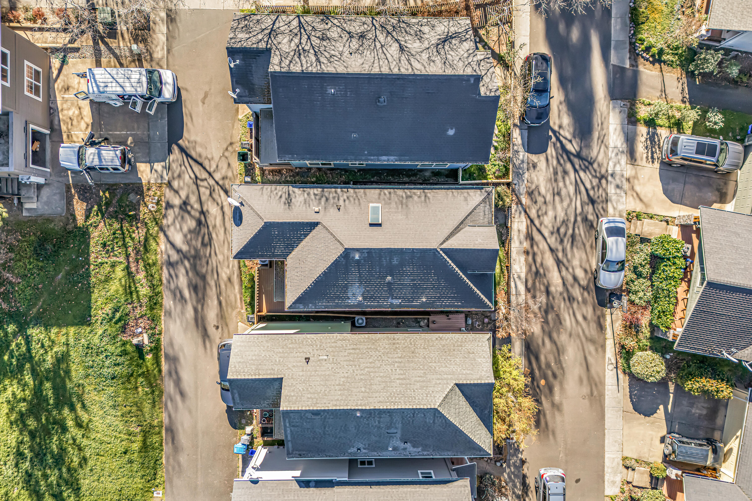 5 Logan Way Talent, OR 97540 - Photo 33 of 35 DJI_20260318100156_0004_D
