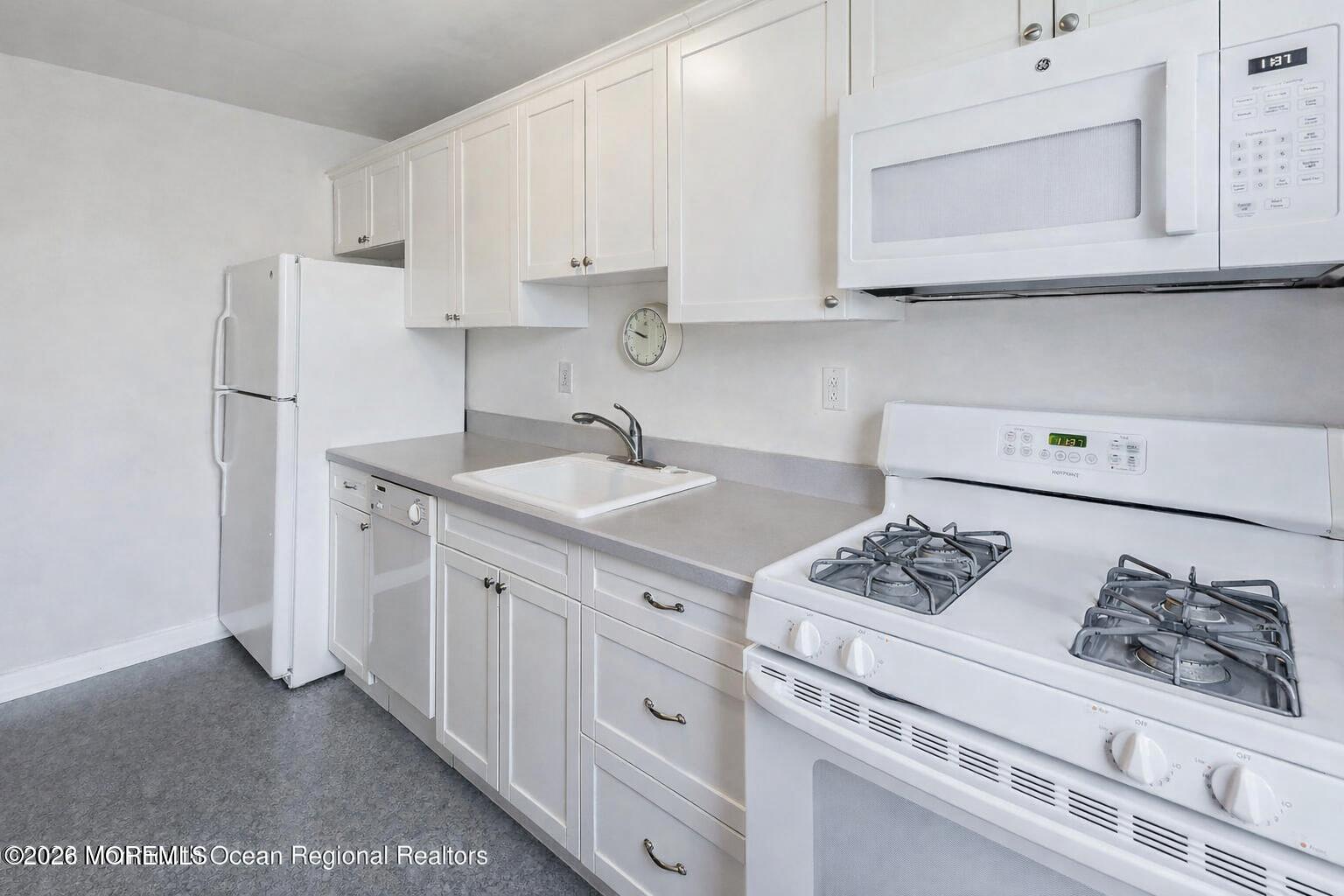 142 South Street, Unit 6A Red Bank, NJ 07701 - Photo 11 of 19 Kitchen 1