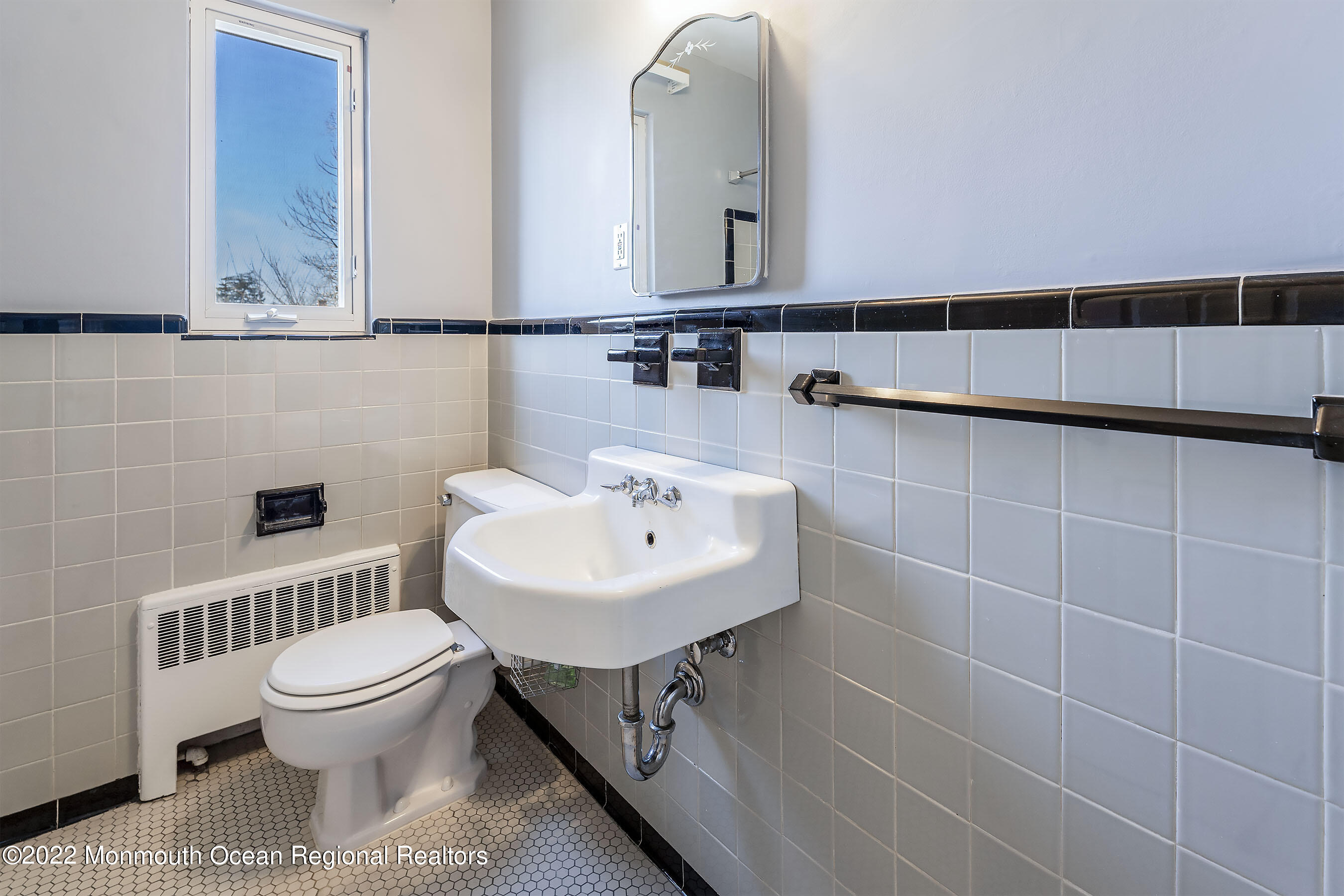 142 South Street, Unit 6A Red Bank, NJ 07701 - Photo 18 of 19 Lavatory1a