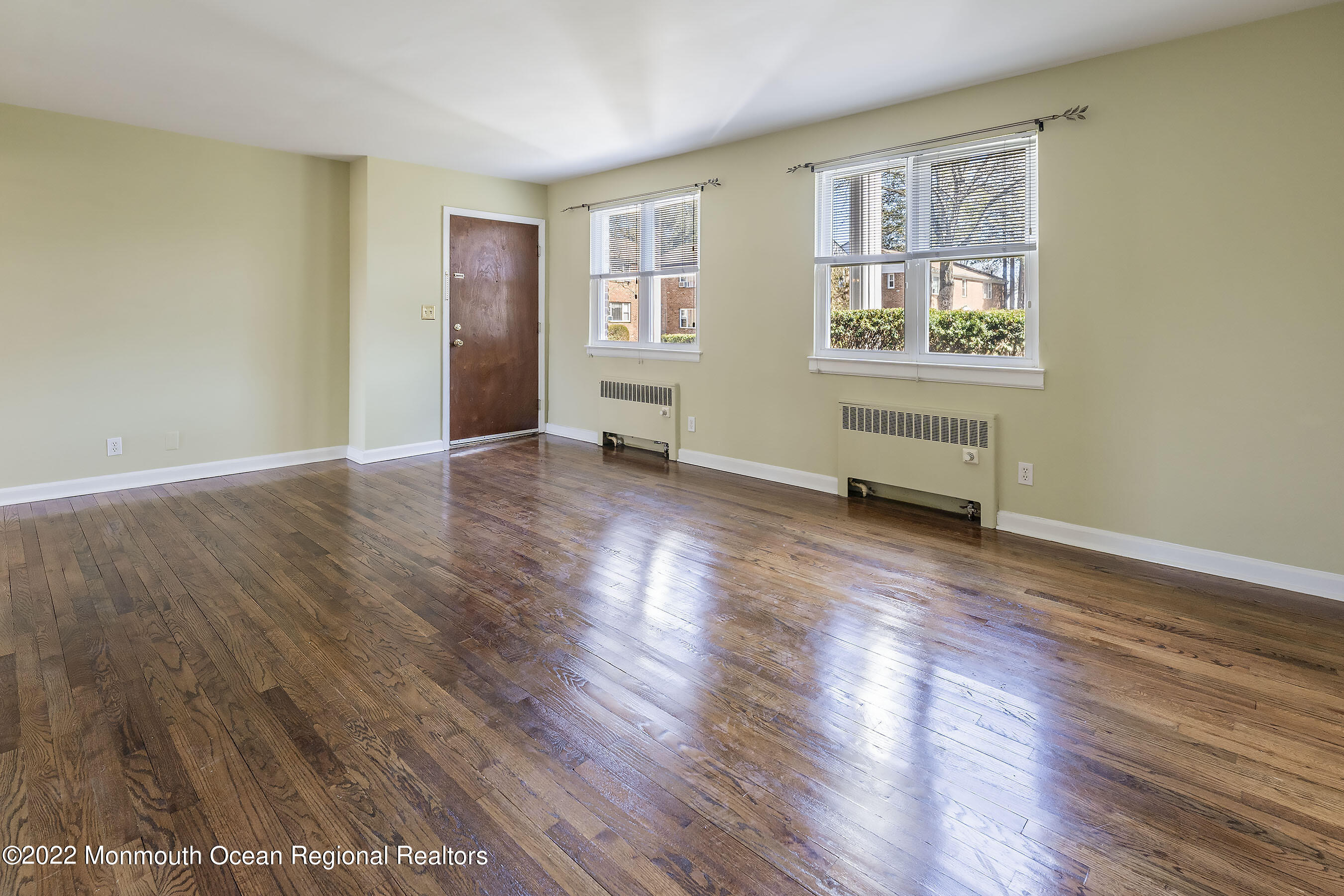 142 South Street, Unit 6A Red Bank, NJ 07701 - Photo 6 of 19 Living1