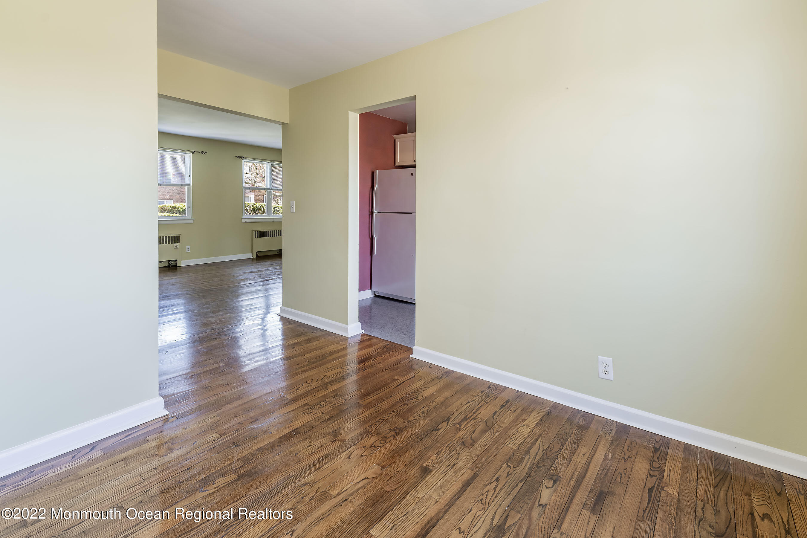 142 South Street, Unit 6A Red Bank, NJ 07701 - Photo 10 of 19 Dining 1