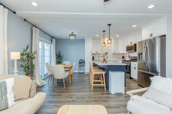 $539,900 | 7 Dumaine Avenue, Unit H, Nashua, NH 03063