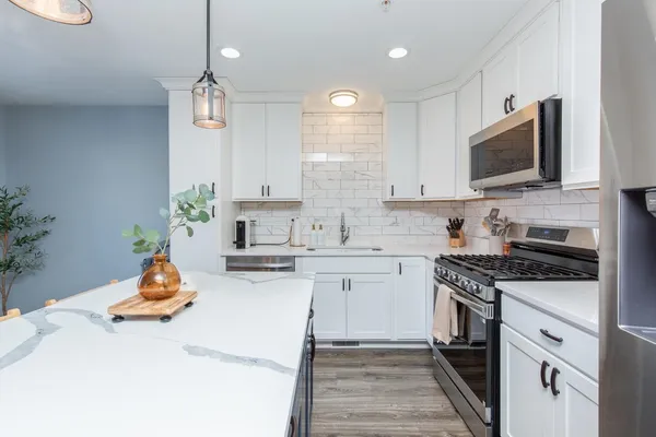 $539,900 | 7 Dumaine Avenue, Unit H, Nashua, NH 03063