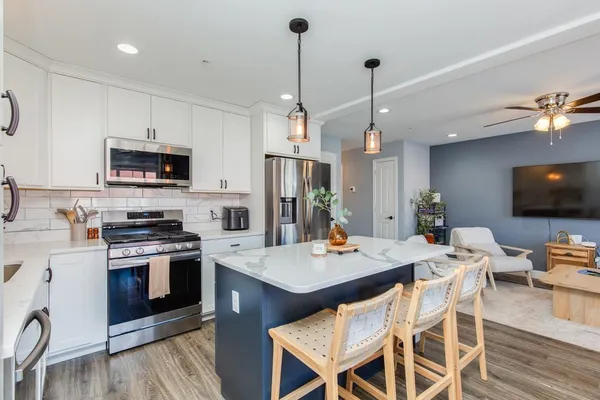 $539,900 | 7 Dumaine Avenue, Unit H, Nashua, NH 03063