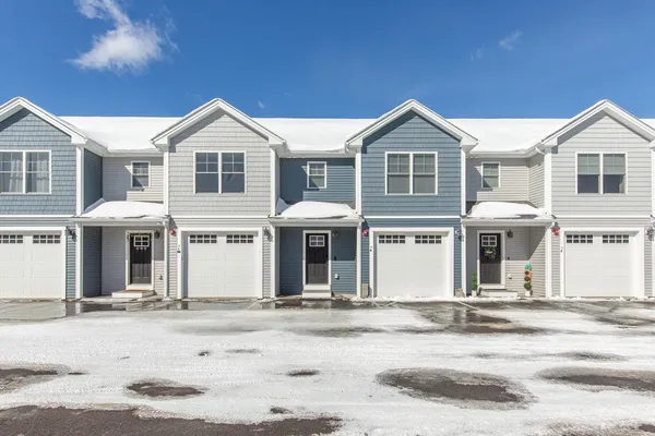 $539,900 | 7 Dumaine Avenue, Unit H, Nashua, NH 03063