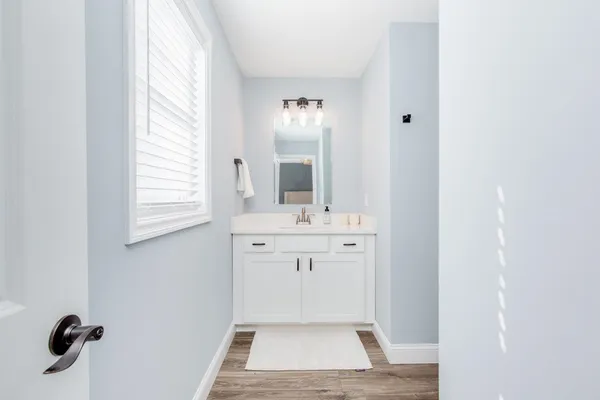 $539,900 | 7 Dumaine Avenue, Unit H, Nashua, NH 03063