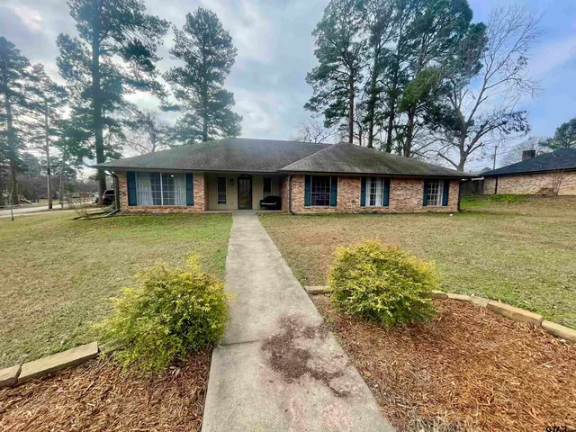 $255,000 | 2101 Woodbine Drive, Gladewater, TX 75647