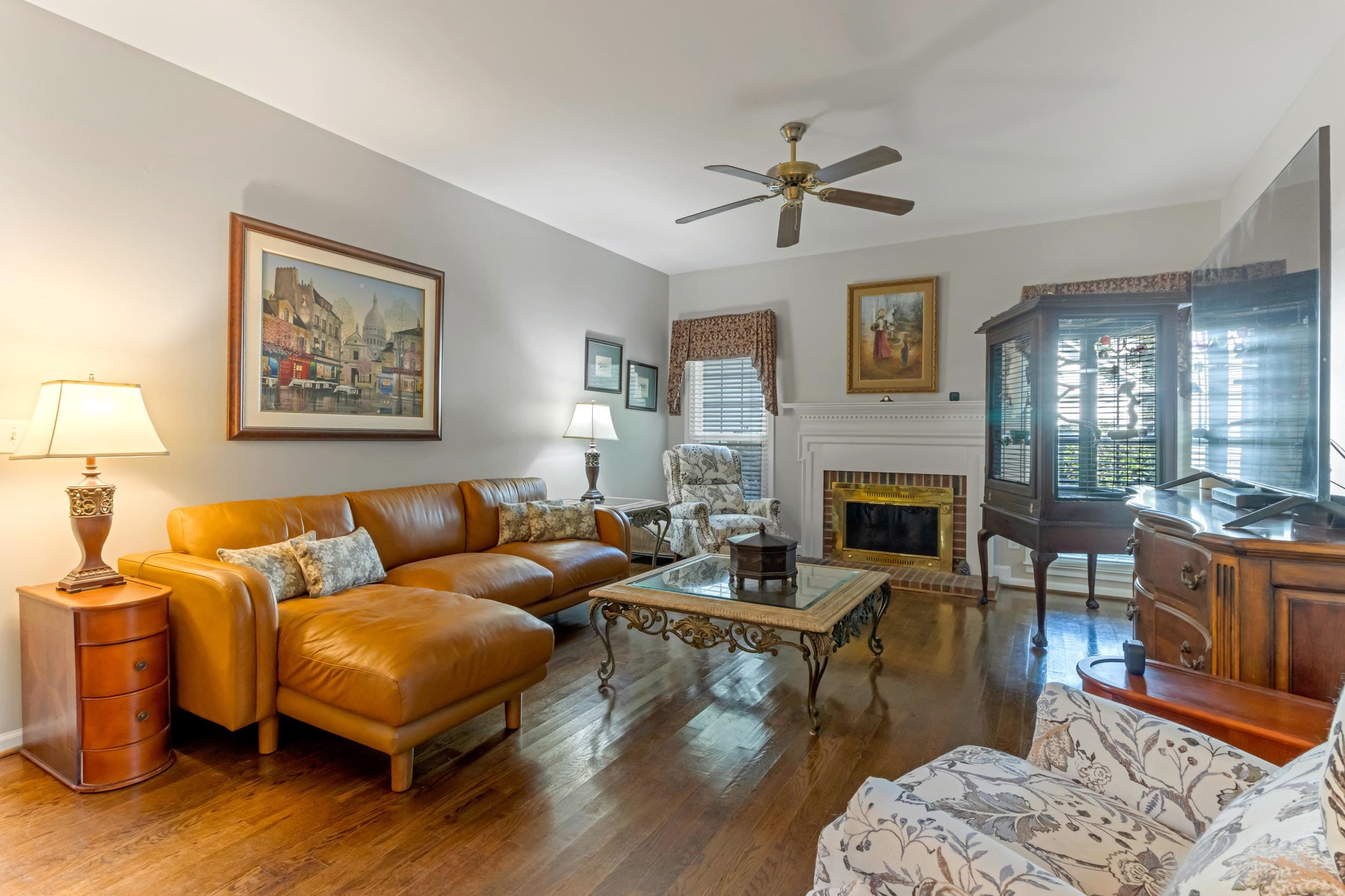 137 Timberleaf Drive Duncan, SC 29334 - Photo 4 of 44 Gallery Image 4