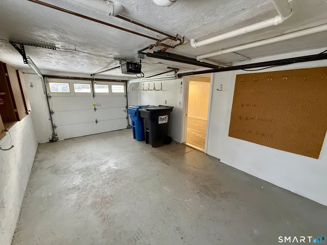 $4,300 | 16 Killian Avenue, Trumbull, CT 06611