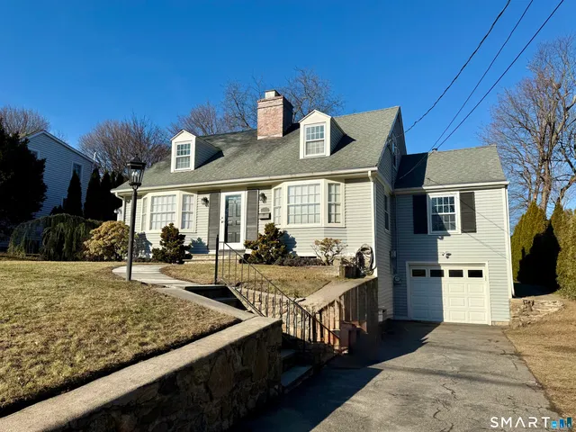 $4,300 | 16 Killian Avenue, Trumbull, CT 06611