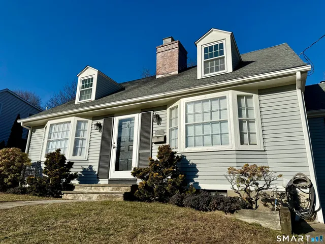 $4,300 | 16 Killian Avenue, Trumbull, CT 06611