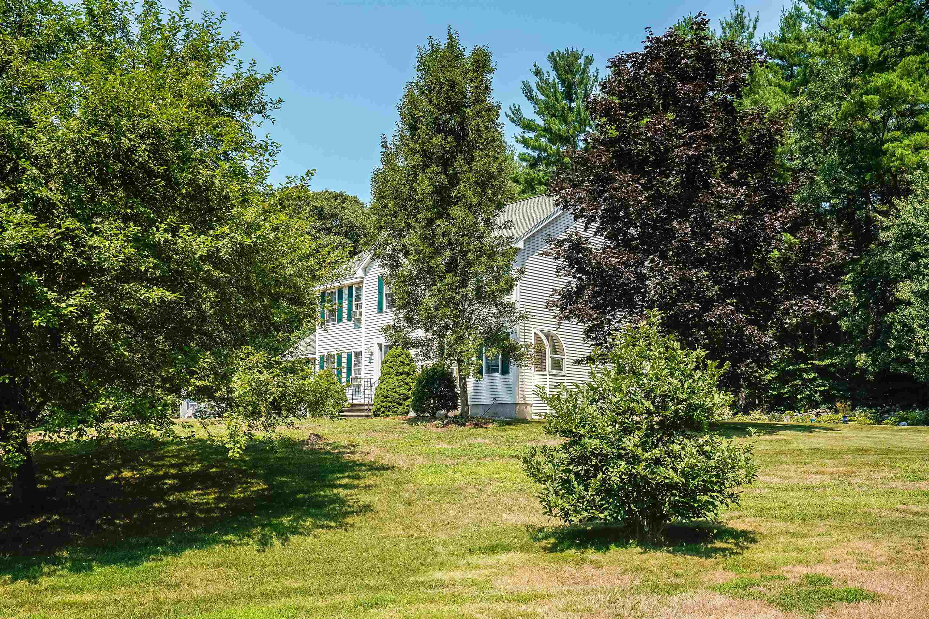 3 Abbey Road Londonderry, NH 03053 - Photo 51 of 57