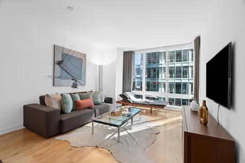 $629,900 | 301 Mission Street, Unit 17B, San Francisco, CA 94105