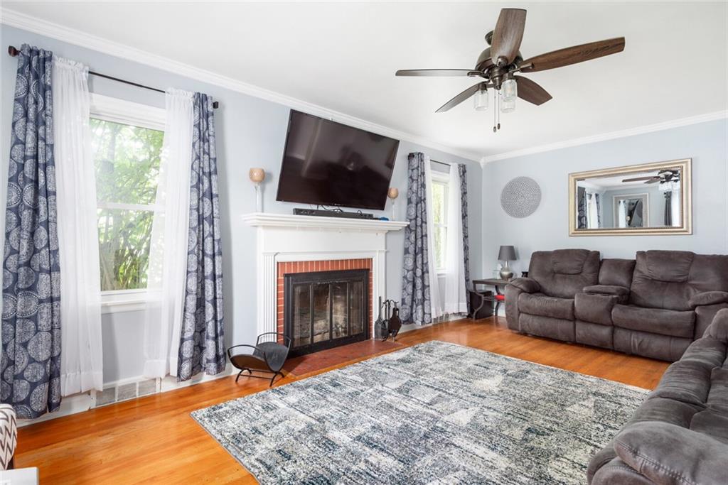 36 Knoll Road Anderson, IN 46011 - Photo 2 of 18 Gallery Image 2